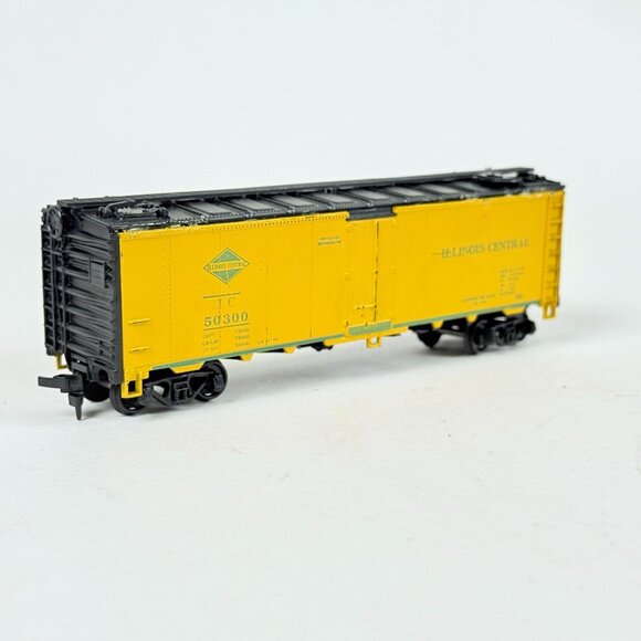 Athearn Bachmann 3 HO Train Car Exxon Tanker IC Boxcar Sherwin Williams Tanker - Picture 6 of 10